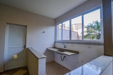 Apartamento à venda com 340m², 4 quartos e 4 vagas Apartamento à venda com 340m², 4 quartos e 4 vagasÁrea comum - Salão de festas