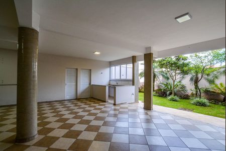Apartamento à venda com 340m², 4 quartos e 4 vagas Apartamento à venda com 340m², 4 quartos e 4 vagasÁrea comum - Salão de festas