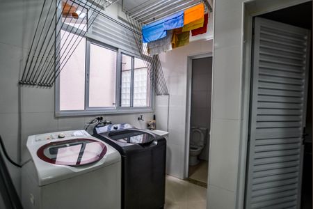 Apartamento à venda com 340m², 4 quartos e 4 vagas Apartamento à venda com 340m², 4 quartos e 4 vagasÁrea de Serviço