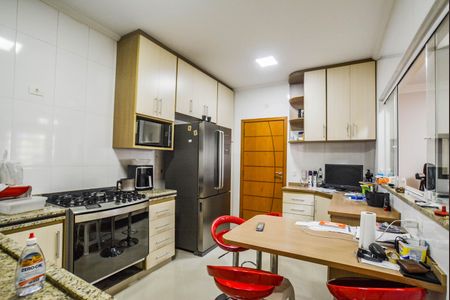 Apartamento à venda com 340m², 4 quartos e 4 vagas Apartamento à venda com 340m², 4 quartos e 4 vagasCozinha