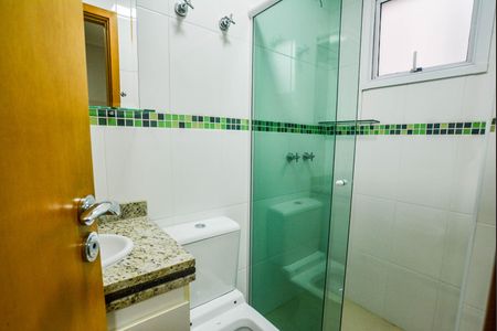 Apartamento à venda com 340m², 4 quartos e 4 vagas Apartamento à venda com 340m², 4 quartos e 4 vagasBanheiro da Suíte 3