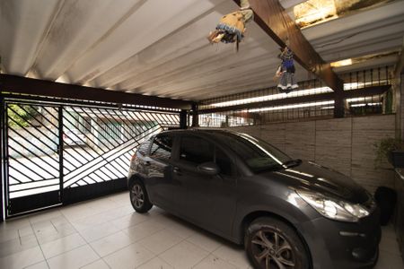 Apartamento à venda com 150m², 2 quartos e 2 vagas Apartamento à venda com 150m², 2 quartos e 2 vagasGaragem