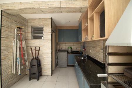 Apartamento à venda com 150m², 2 quartos e 2 vagas Apartamento à venda com 150m², 2 quartos e 2 vagasÁrea de Serviço
