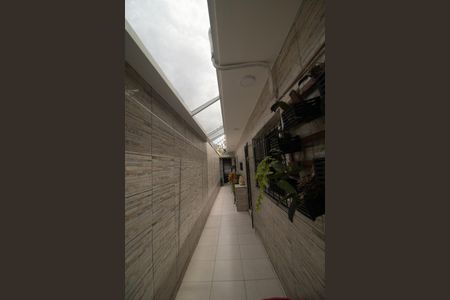 Apartamento à venda com 150m², 2 quartos e 2 vagas Apartamento à venda com 150m², 2 quartos e 2 vagasCorredor externo