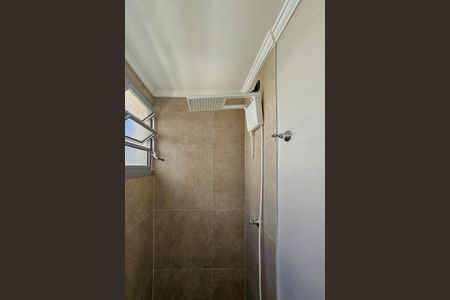 Apartamento para alugar com 192m², 4 quartos e 2 vagas Apartamento para alugar com 192m², 4 quartos e 2 vagasÁrea de serviço