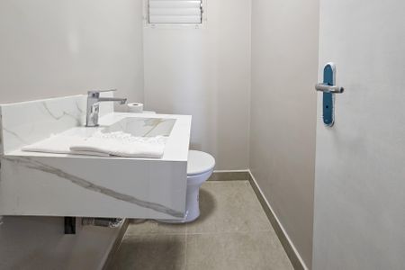 Apartamento para alugar com 192m², 4 quartos e 2 vagas Apartamento para alugar com 192m², 4 quartos e 2 vagasLavabo