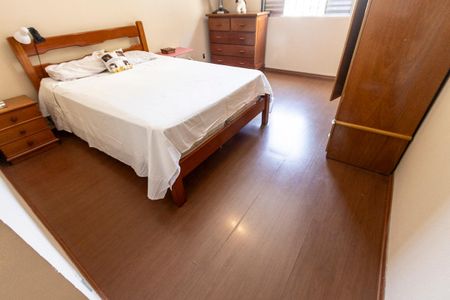 Casa à venda com 250m², 3 quartos e 2 vagasQuarto 1 - Suite