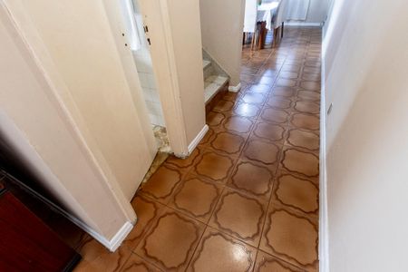 Casa à venda com 250m², 3 quartos e 2 vagasSala