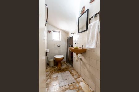 Casa à venda com 250m², 3 quartos e 2 vagasLavabo