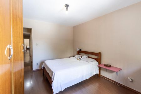 Casa à venda com 250m², 3 quartos e 2 vagasQuarto 1 - Suite