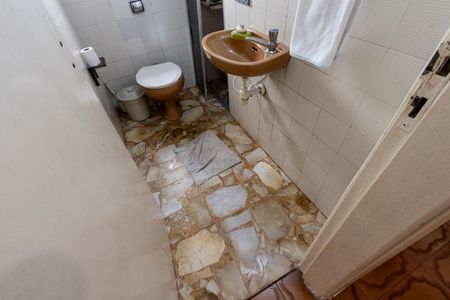 Casa à venda com 250m², 3 quartos e 2 vagasLavabo