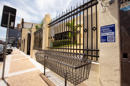 Apartamento à venda com 76m², 2 quartos e 2 vagas Apartamento à venda com 76m², 2 quartos e 2 vagasFACHADA