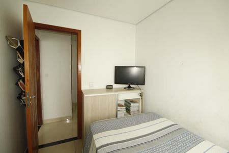 Casa à venda com 200m², 3 quartos e 2 vagasQuarto 1