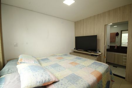 Casa à venda com 200m², 3 quartos e 2 vagasQuarto 3