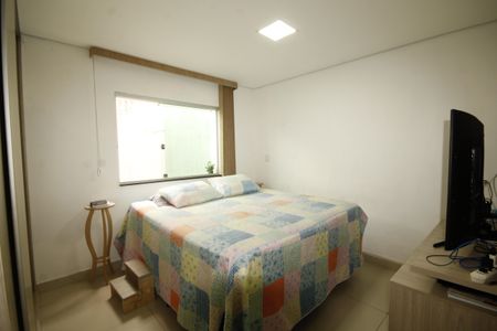 Casa à venda com 200m², 3 quartos e 2 vagasQuarto 3