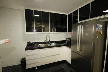 Casa à venda com 200m², 3 quartos e 2 vagasCozinha