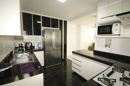 Casa à venda com 200m², 3 quartos e 2 vagasCozinha