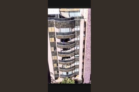 Apartamento à venda com 136m², 4 quartos e 3 vagas Apartamento à venda com 136m², 4 quartos e 3 vagasfachada