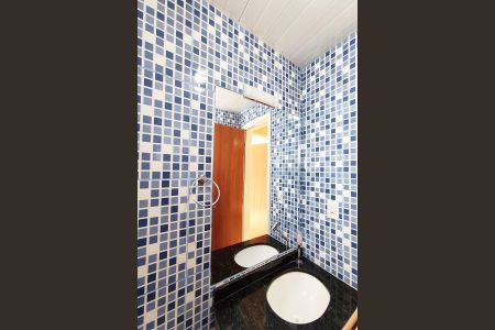 Apartamento para alugar com 60m², 2 quartos e sem vaga Apartamento para alugar com 60m², 2 quartos e sem vagaBanheiro