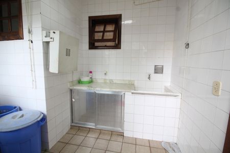 Casa de condomínio à venda com 307m², 4 quartos e 2 vagasÁrea de Serviço