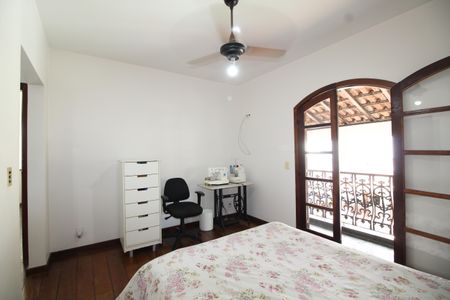 Casa de condomínio à venda com 307m², 4 quartos e 2 vagasQuarto 3 - Suíte