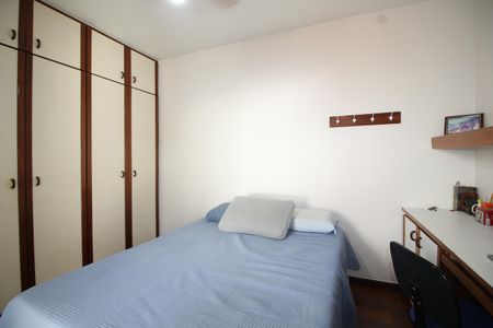 Casa de condomínio à venda com 307m², 4 quartos e 2 vagasQuarto 1