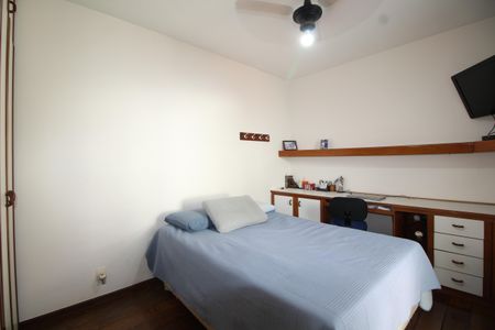 Casa de condomínio à venda com 307m², 4 quartos e 2 vagasQuarto 1