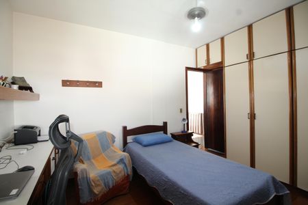 Casa de condomínio à venda com 307m², 4 quartos e 2 vagasQuarto 2