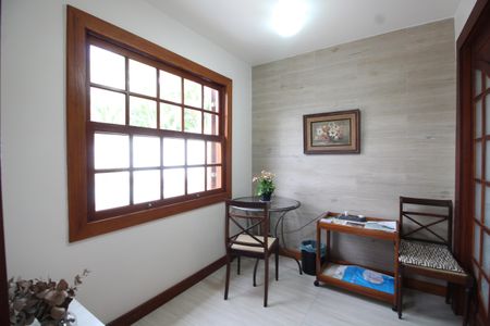 Casa de condomínio à venda com 307m², 4 quartos e 2 vagasSala - Antessala