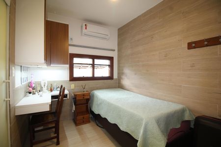 Casa de condomínio à venda com 307m², 4 quartos e 2 vagasQuarto 4 - Suíte