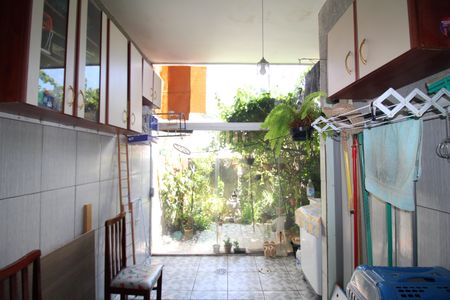 Casa de condomínio à venda com 90m², 2 quartos e 2 vagasÁrea de Serviço