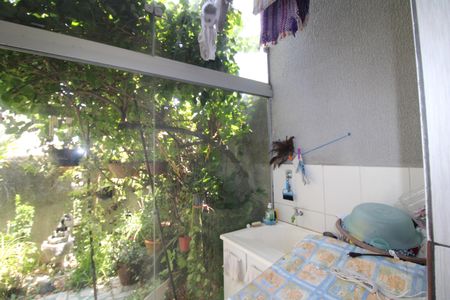 Casa de condomínio à venda com 90m², 2 quartos e 2 vagasÁrea de Serviço