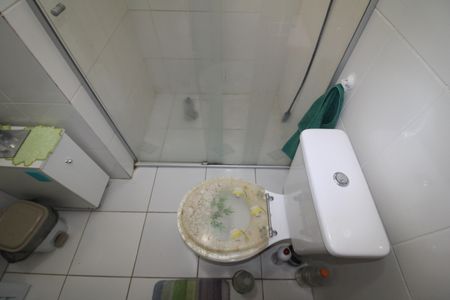 Casa de condomínio à venda com 90m², 2 quartos e 2 vagasBanheiro 