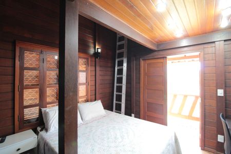 Casa à venda com 370m², 5 quartos e 8 vagasQuarto 2