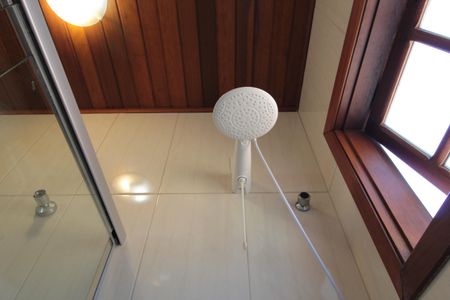 Casa à venda com 370m², 5 quartos e 8 vagasBanheiro