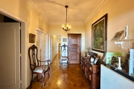 Apartamento à venda com 230m², 4 quartos e sem vagaSala