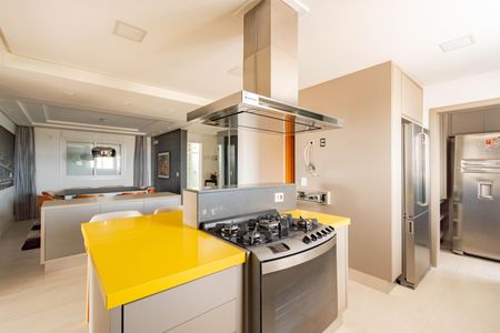 Apartamento à venda com 153m², 2 quartos e 2 vagas Apartamento à venda com 153m², 2 quartos e 2 vagasCozinha