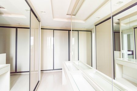 Apartamento à venda com 153m², 2 quartos e 2 vagas Apartamento à venda com 153m², 2 quartos e 2 vagasBanheiro/Suíte 1