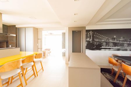 Apartamento à venda com 153m², 2 quartos e 2 vagas Apartamento à venda com 153m², 2 quartos e 2 vagasSala de Jantar