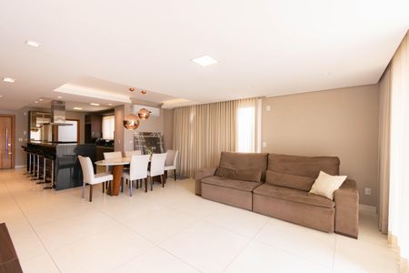 Apartamento à venda com 199m², 3 quartos e 2 vagasSala