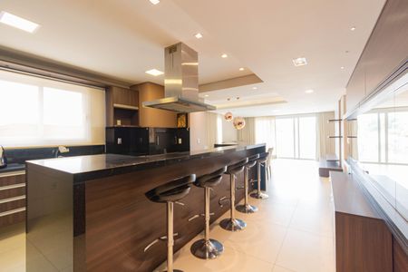 Apartamento à venda com 199m², 3 quartos e 2 vagasCozinha