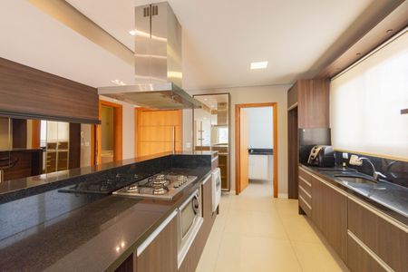 Apartamento à venda com 199m², 3 quartos e 2 vagasCozinha