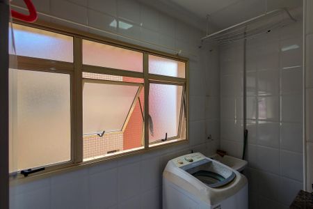 Apartamento para alugar com 90m², 3 quartos e 1 vagaÁrea de Serviço