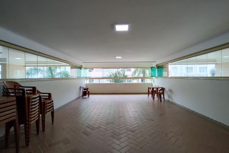 Apartamento para alugar com 90m², 3 quartos e 1 vagaÁrea comum - Salão de festas