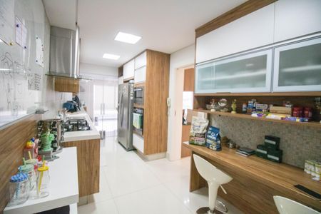 Apartamento à venda com 160m², 3 quartos e 2 vagas Apartamento à venda com 160m², 3 quartos e 2 vagasCozinha