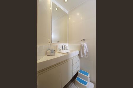 Apartamento à venda com 172m², 3 quartos e 3 vagasBanheiro da Suíte 1