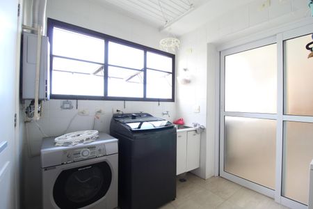 Apartamento à venda com 172m², 3 quartos e 3 vagasÁrea de Serviço