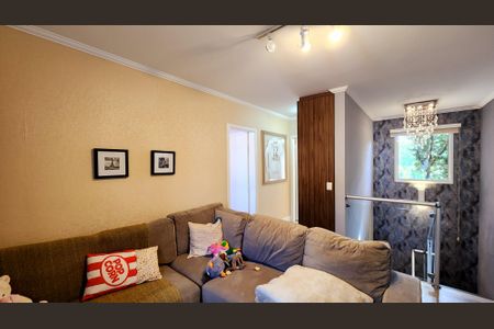 Casa de condomínio à venda com 240m², 3 quartos e 5 vagasSala de TV