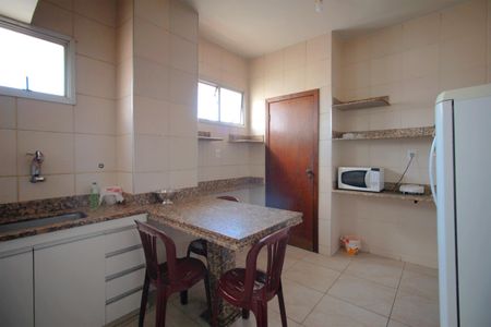 Apartamento à venda com 200m², 3 quartos e 1 vagaCozinha