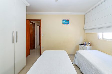 Apartamento à venda com 79m², 3 quartos e 2 vagas Apartamento à venda com 79m², 3 quartos e 2 vagasQuarto 3